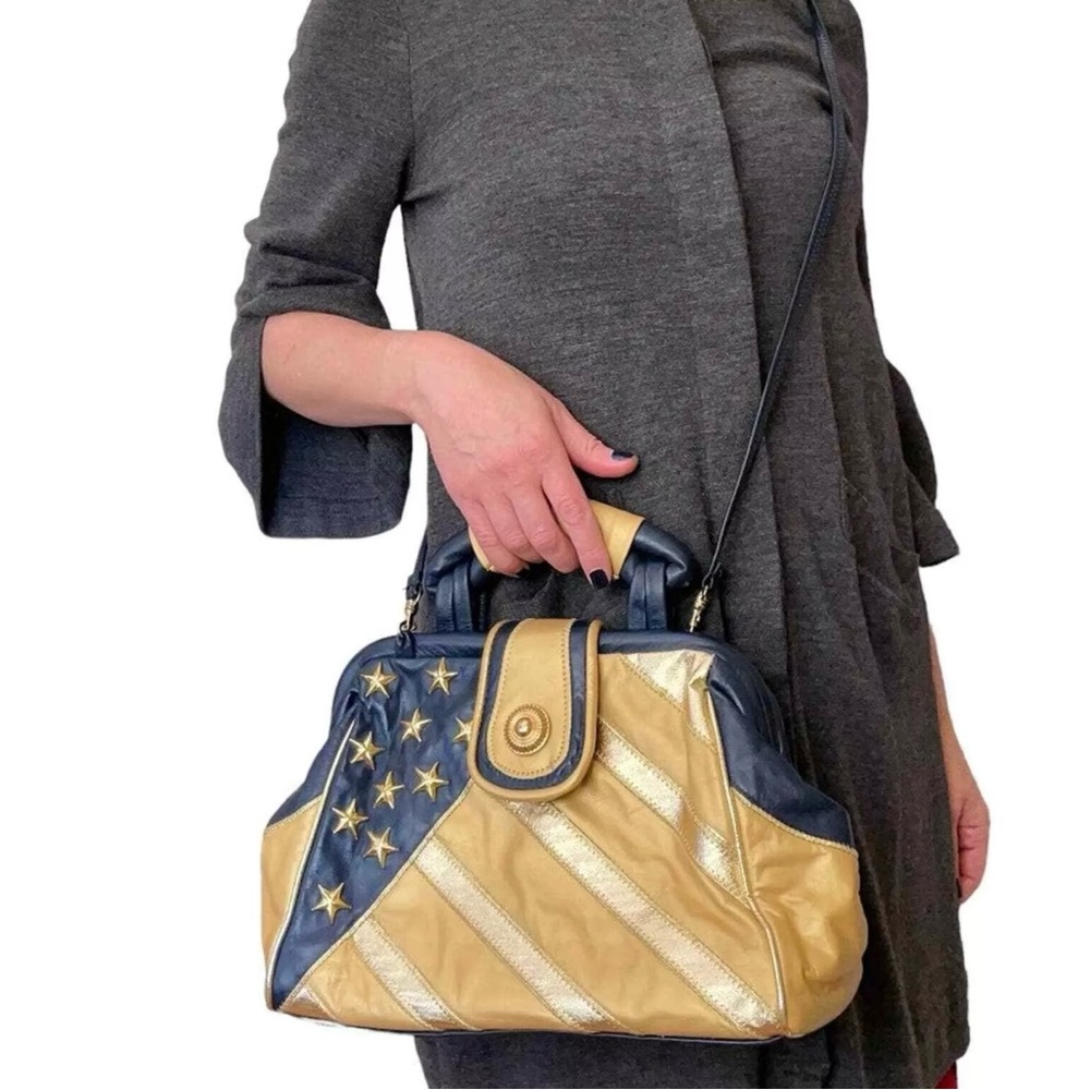 Rare Vintage Andre Nicole Patriotic Gold US Flag Leather Crossbody Bowling Bag